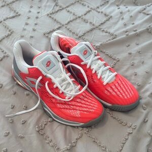 Lotto Women’s Orange, White, Gray Tennis Shoes Soze 10.5